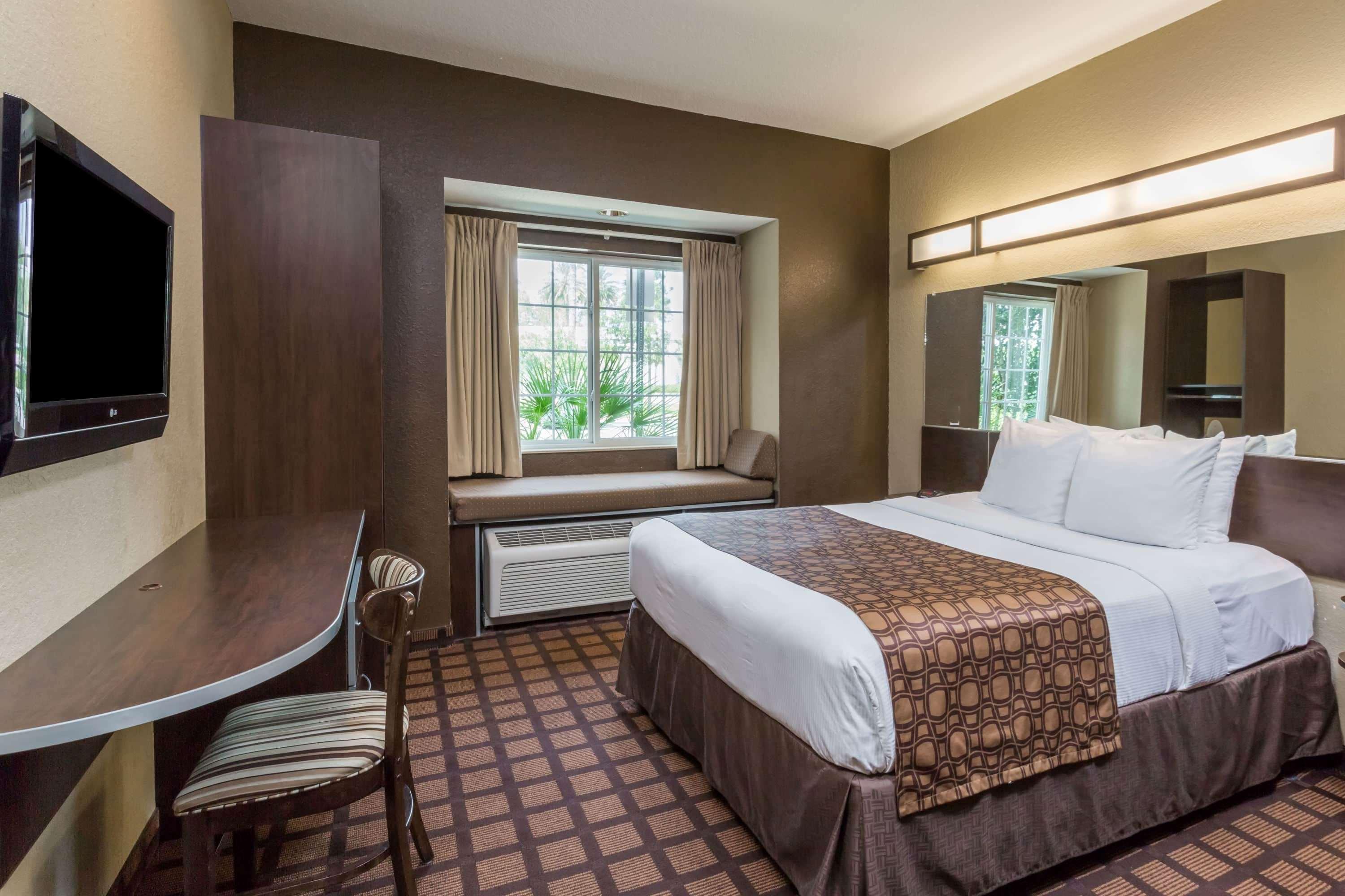 Microtel Inn & Suites By Wyndham Jacksonville Airport Exterior foto