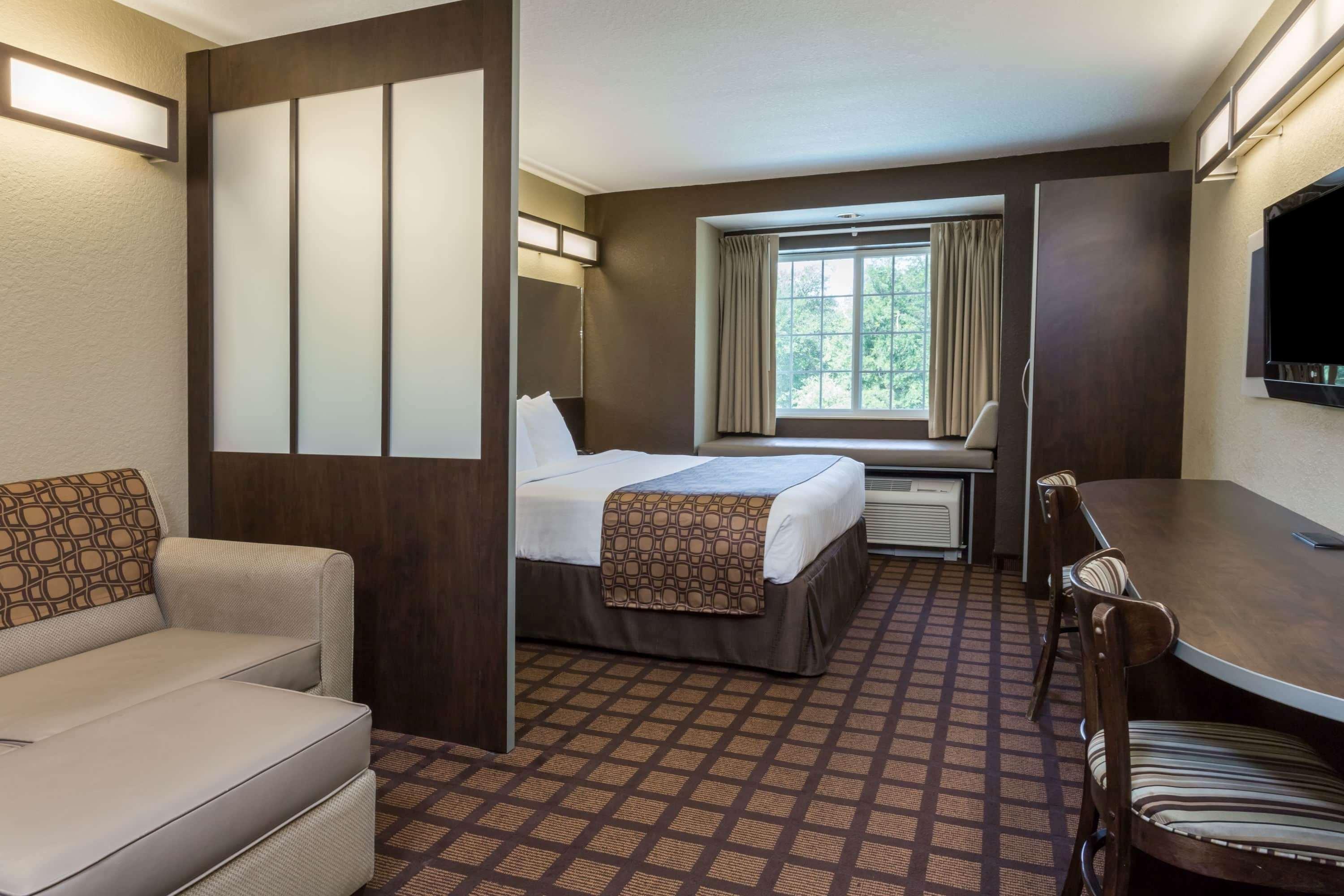 Microtel Inn & Suites By Wyndham Jacksonville Airport Exterior foto