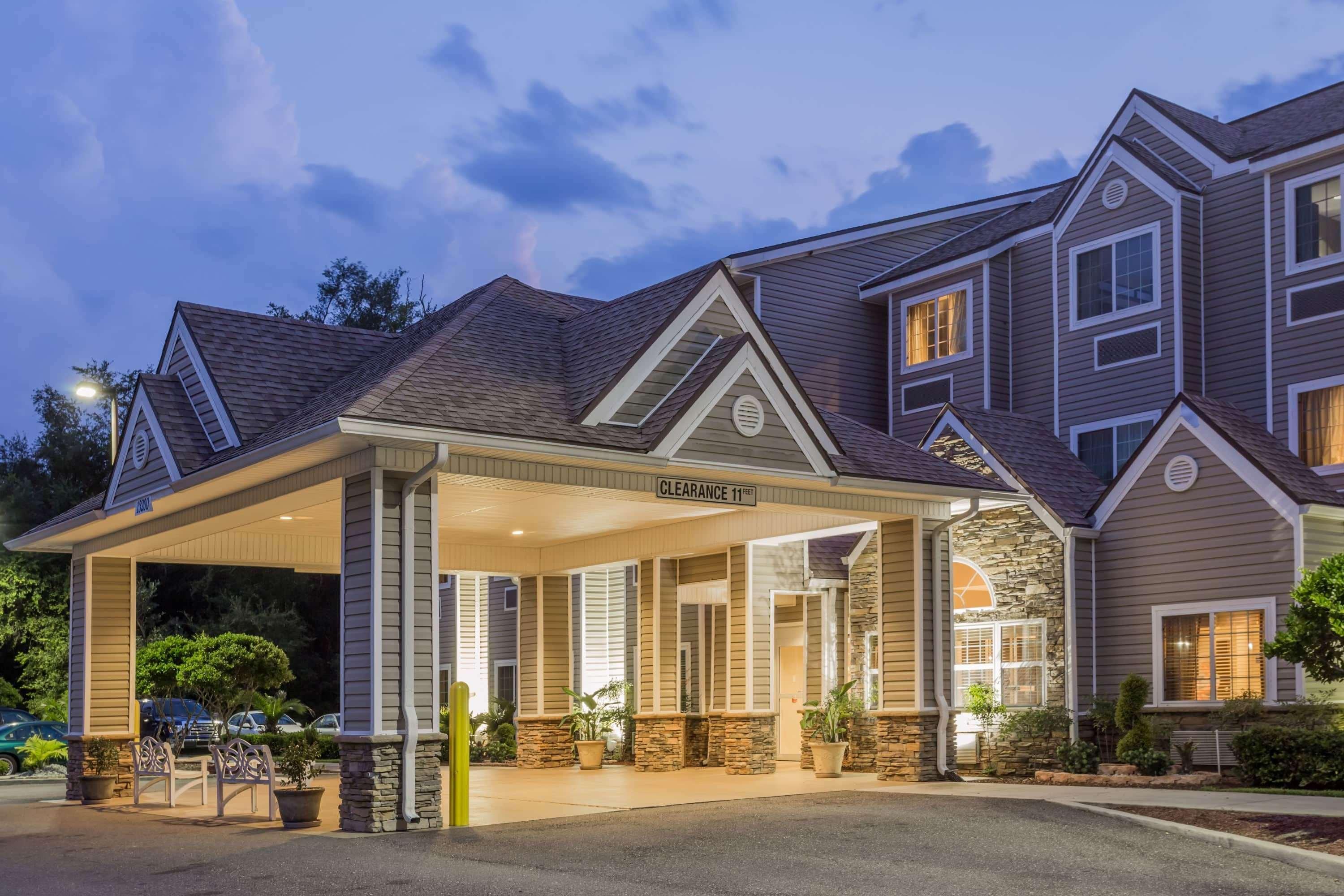 Microtel Inn & Suites By Wyndham Jacksonville Airport Exterior foto