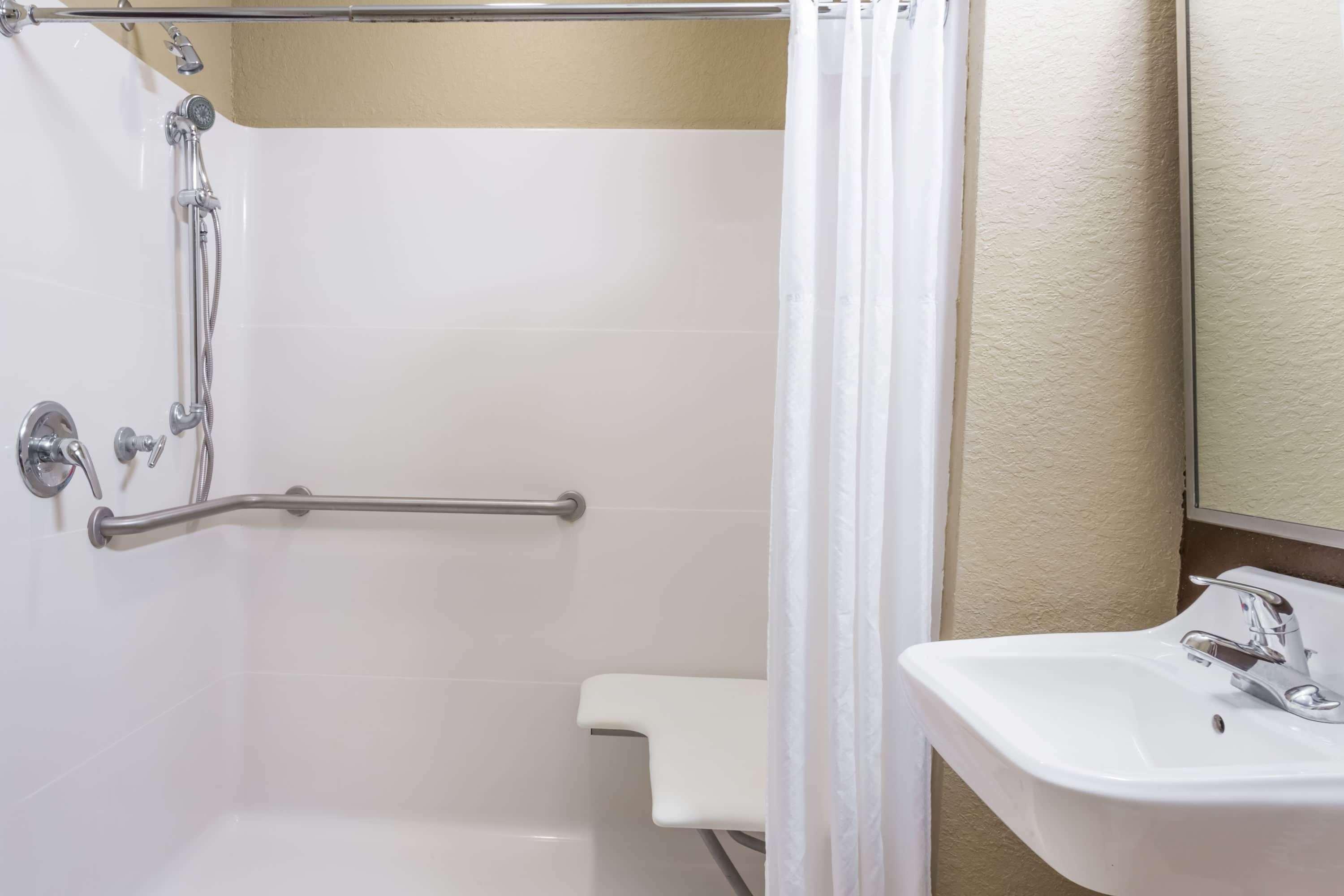 Microtel Inn & Suites By Wyndham Jacksonville Airport Exterior foto