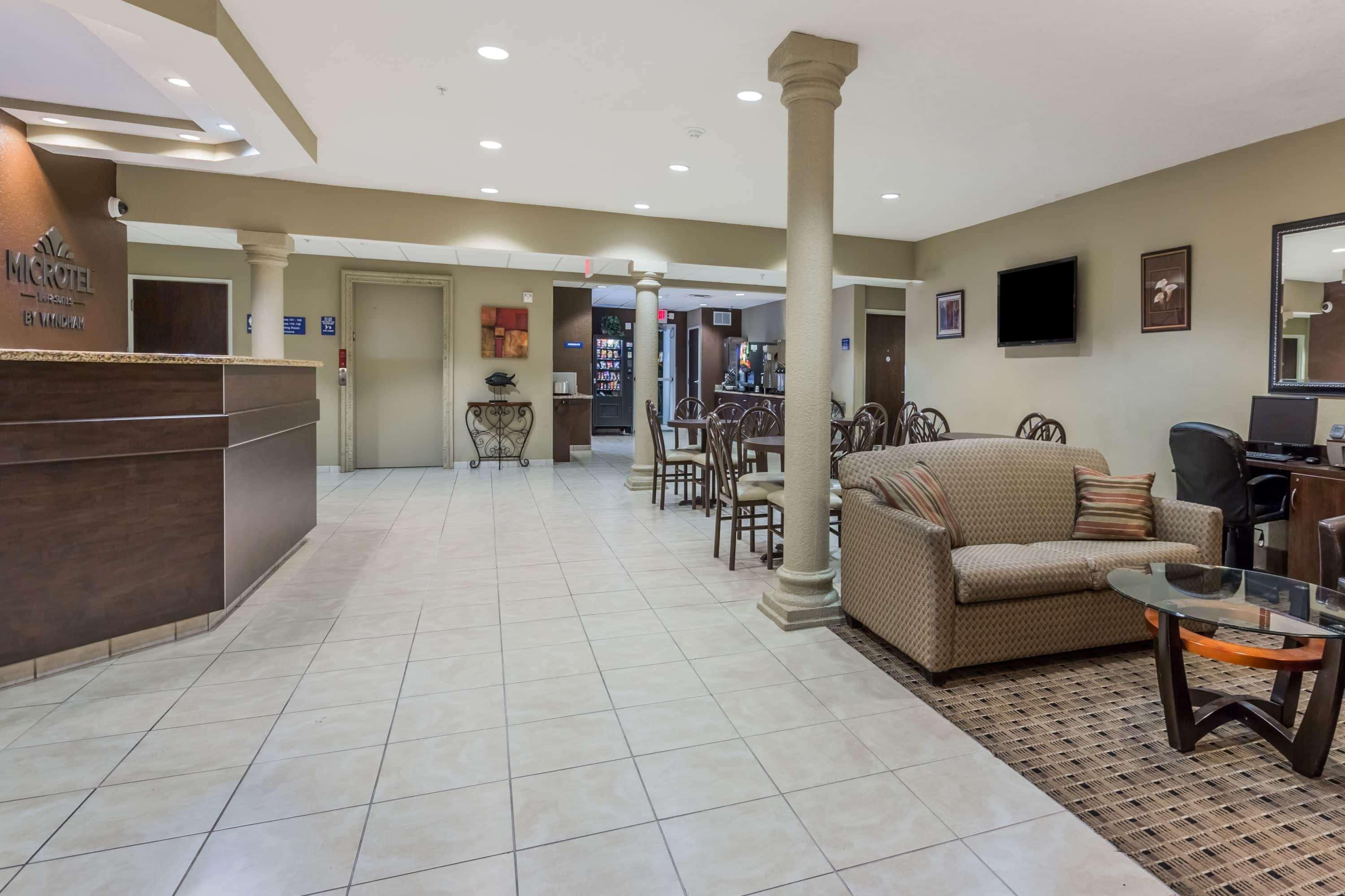 Microtel Inn & Suites By Wyndham Jacksonville Airport Exterior foto